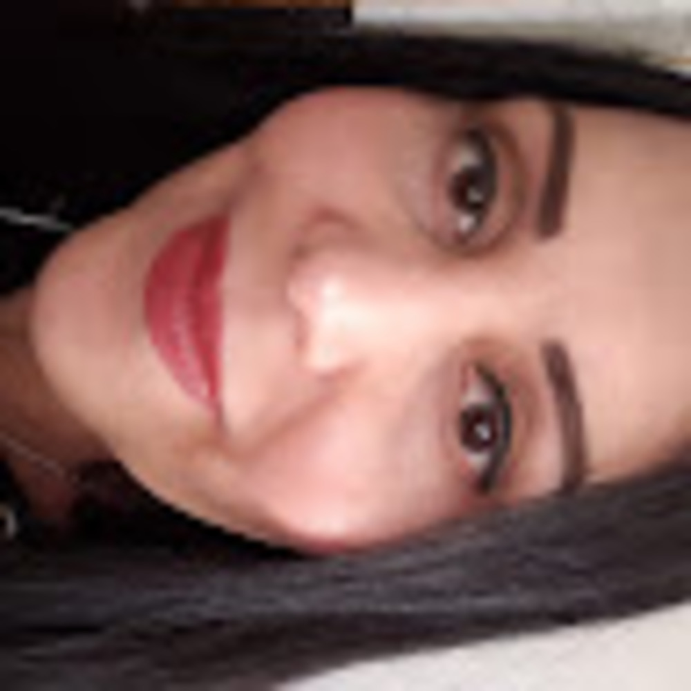 Meet your Posher, Leticia